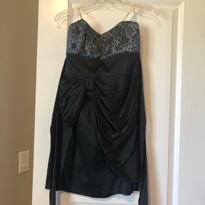 Junior Strapless dress
